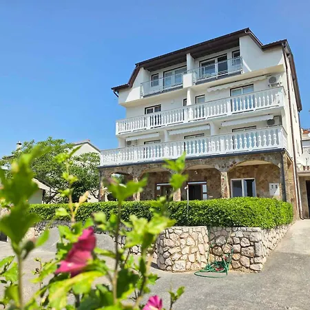 In Novi Vinodolski 54939 Apartman